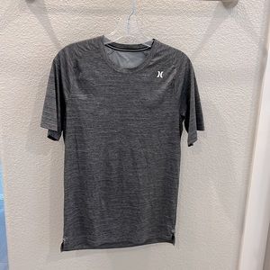 Hurley Men Rash Guard size Small